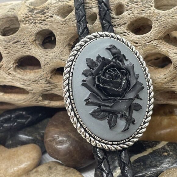 Black Gray Rose Wedding Cameo Pendant Bolo Lariat Tie Victorian Fathers day dad - Picture 2 of 8